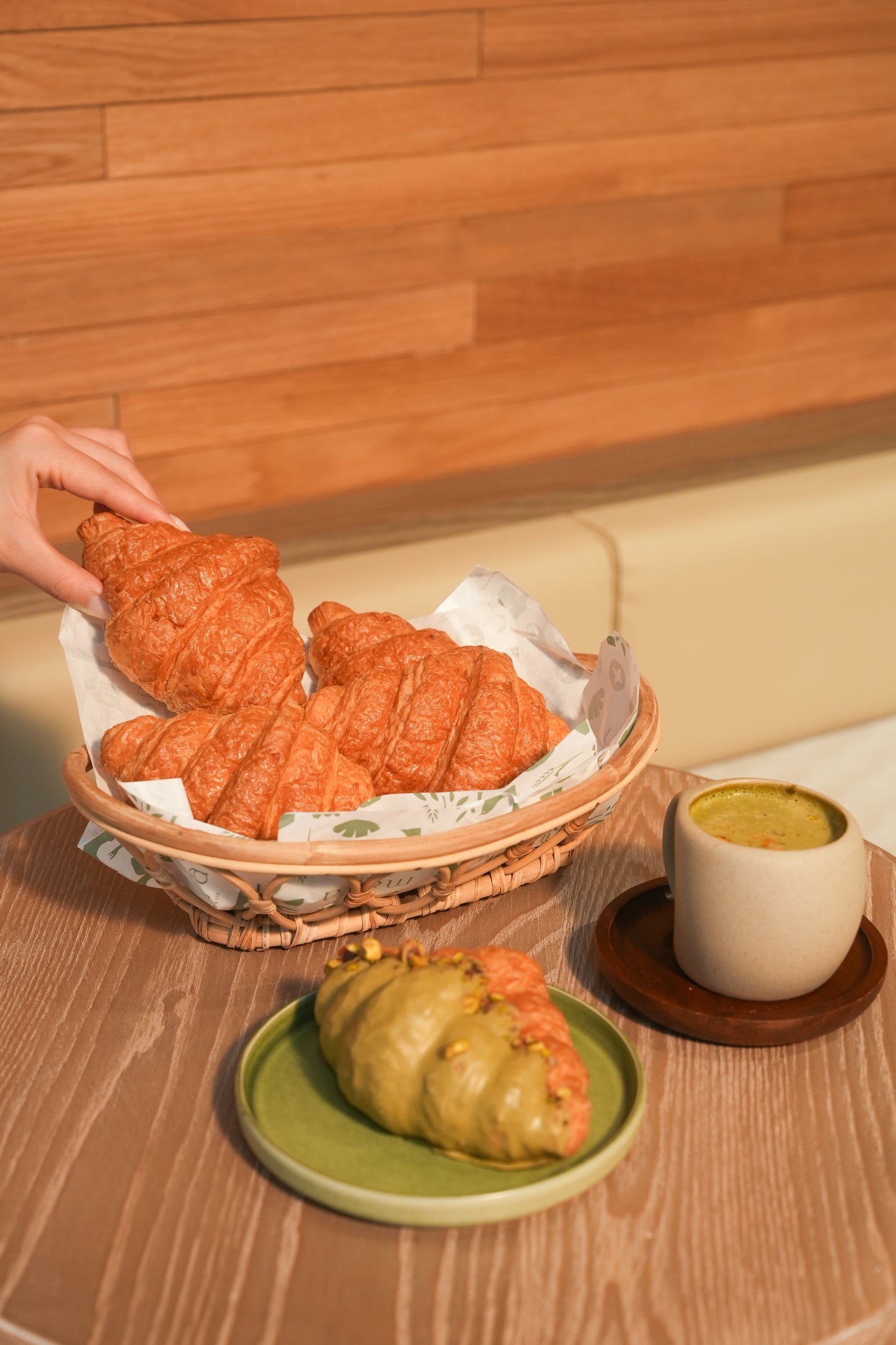 Croissant (Pistachio)